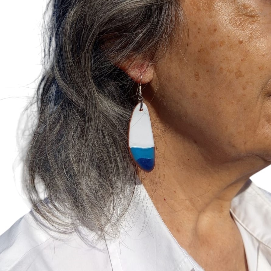 Pendientes alargados de tres colores